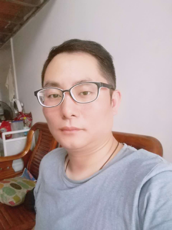 流星的尾巴的第一张照片--上杭征婚网