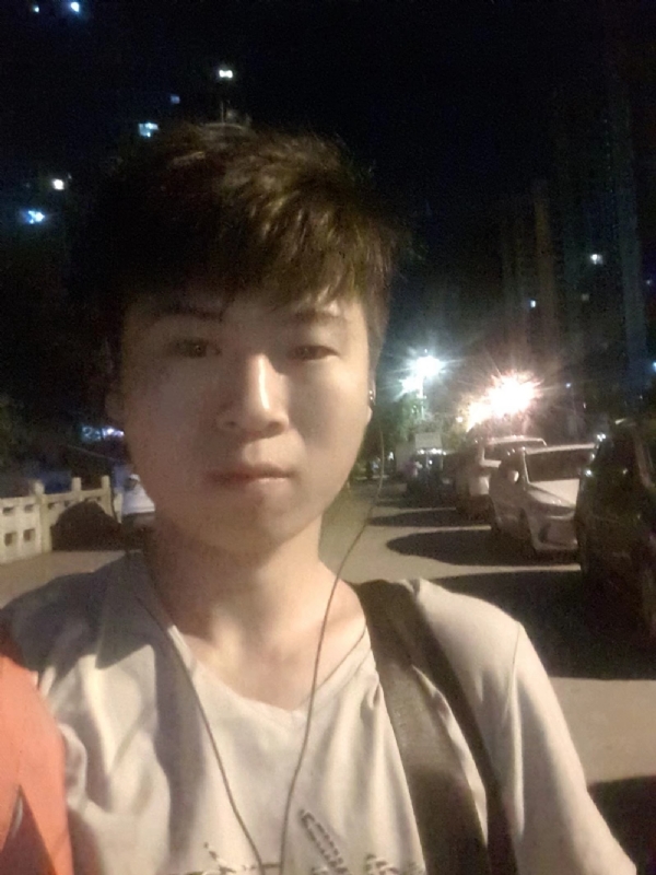 流星的瞬间的第一张照片--上杭征婚网