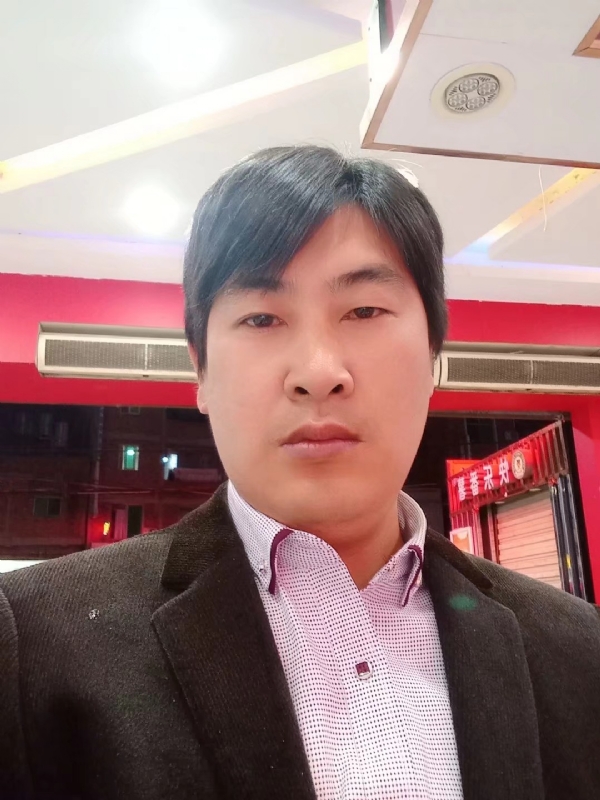 奔跑的第二张照片--上杭征婚网