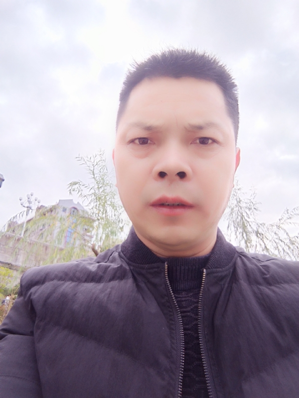 随缘的第一张照片--上杭征婚网