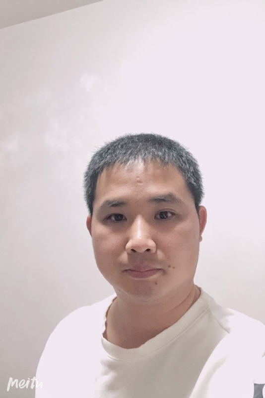 小梁的第一张照片--上杭征婚网