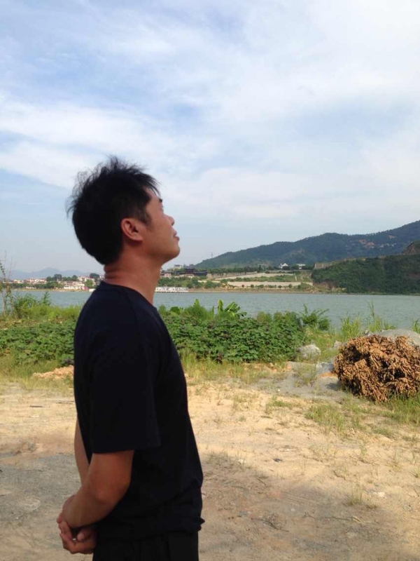 雾里看花的第一张照片--上杭征婚网