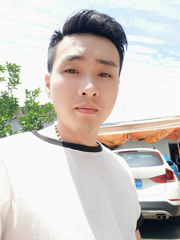 人间烟火的第一张照片--上杭征婚网