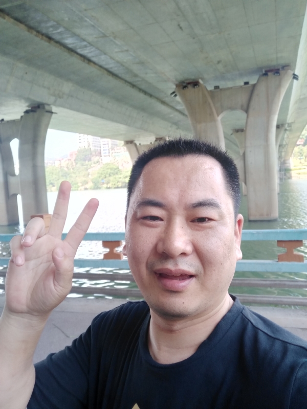 上人的第一张照片--上杭征婚网