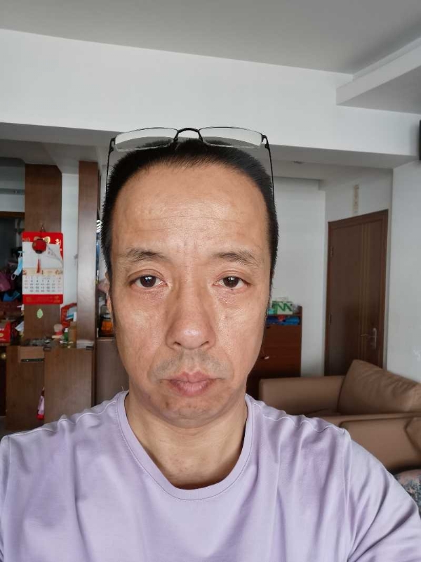 萨博的第一张照片--上杭征婚网