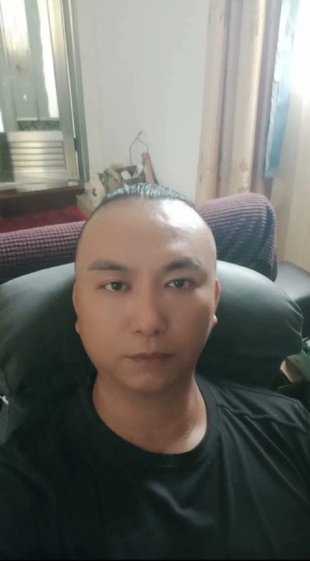 施逸森的第一张照片--上杭征婚网
