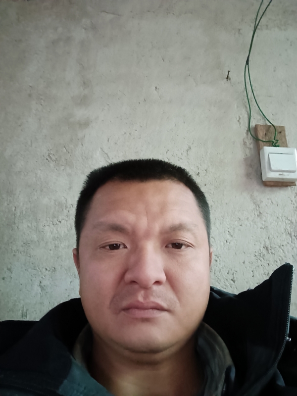 兰成龙的第四张照片--上杭征婚网