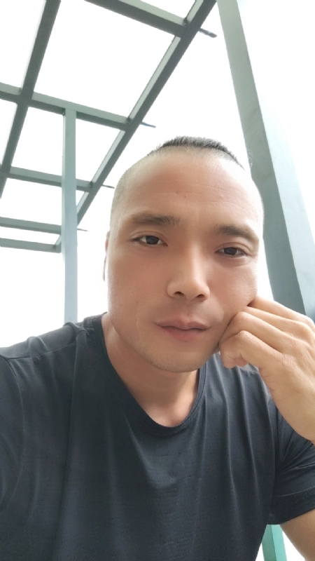 伯爵的第三张照片--上杭征婚网
