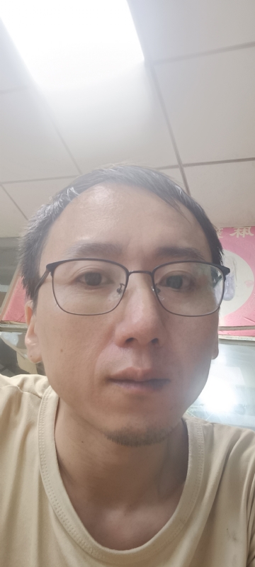 想胖的瘦子的第一张照片--上杭征婚网