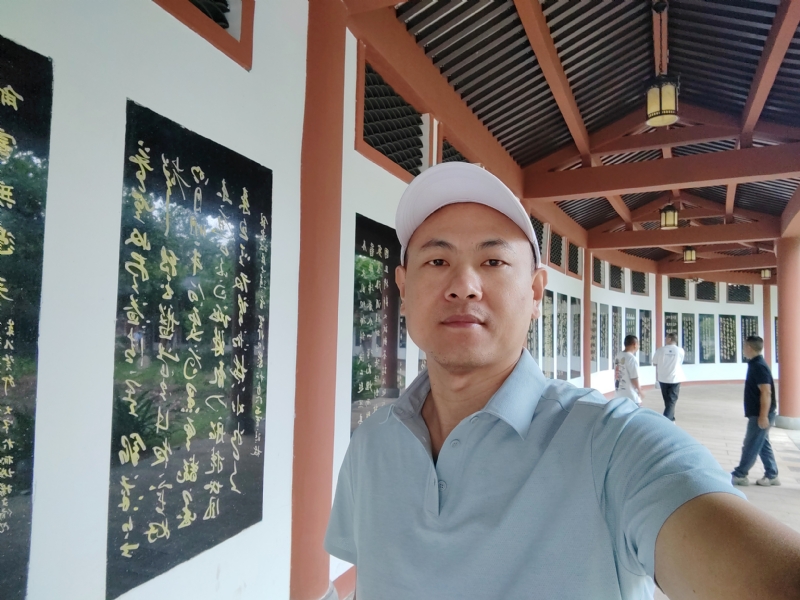 爱运动的范的第一张照片--上杭征婚网